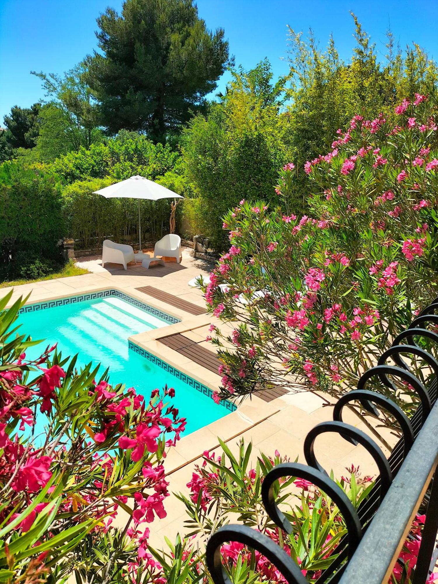 Vacances Carnoux-en-Provence 外观 照片